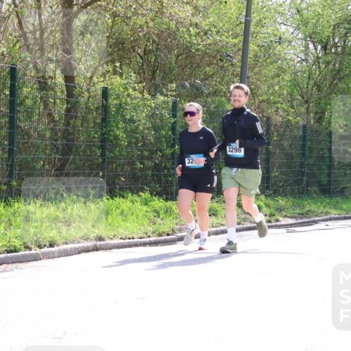 12.04.2026 - 45. Internationalen Wilhelmsburger Insellauf Yannick Fuchs http://msf.ph/oto/9500362 12.04.2026 11:10:59 Laufen 32, 3298 meine-sportfotos.de