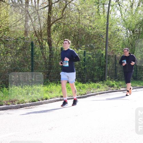 12.04.2026 - 45. Internationalen Wilhelmsburger Insellauf Yannick Fuchs http://msf.ph/oto/9500399 12.04.2026 11:11:06 Laufen 2237, 352 meine-sportfotos.de