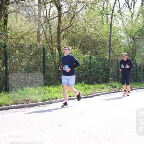 12.04.2026 - 45. Internationalen Wilhelmsburger Insellauf Yannick Fuchs http://msf.ph/oto/9500400 12.04.2026 11:11:06 Laufen 2237 meine-sportfotos.de