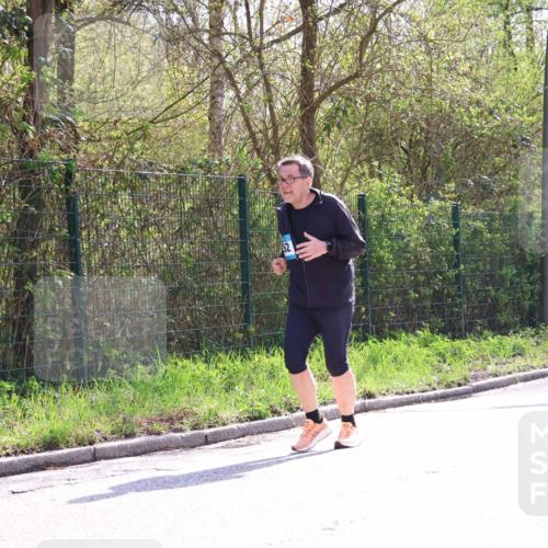 12.04.2026 - 45. Internationalen Wilhelmsburger Insellauf Yannick Fuchs http://msf.ph/oto/9500417 12.04.2026 11:11:09 Laufen  meine-sportfotos.de
