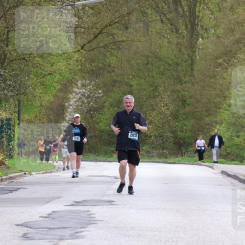 12.04.2026 - 45. Internationalen Wilhelmsburger Insellauf Yannick Fuchs http://msf.ph/oto/9500425 12.04.2026 13:18:01 Laufen  meine-sportfotos.de