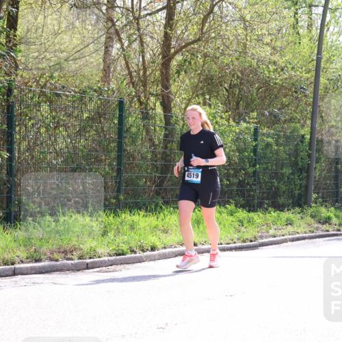 12.04.2026 - 45. Internationalen Wilhelmsburger Insellauf Yannick Fuchs http://msf.ph/oto/9500441 12.04.2026 11:11:14 Laufen 4519, 37 meine-sportfotos.de