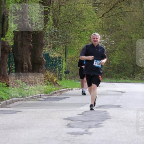 12.04.2026 - 45. Internationalen Wilhelmsburger Insellauf Yannick Fuchs http://msf.ph/oto/9500450 12.04.2026 13:18:05 Laufen 2038 meine-sportfotos.de