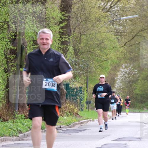 12.04.2026 - 45. Internationalen Wilhelmsburger Insellauf Yannick Fuchs http://msf.ph/oto/9500456 12.04.2026 13:18:11 Laufen 2038, 32 meine-sportfotos.de