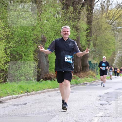 12.04.2026 - 45. Internationalen Wilhelmsburger Insellauf Yannick Fuchs http://msf.ph/oto/9500466 12.04.2026 13:18:12 Laufen 2038 meine-sportfotos.de