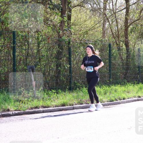 12.04.2026 - 45. Internationalen Wilhelmsburger Insellauf Yannick Fuchs http://msf.ph/oto/9500476 12.04.2026 11:11:17 Laufen 3775 meine-sportfotos.de