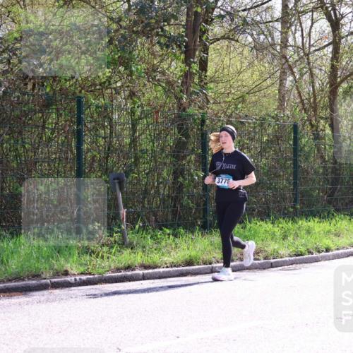 12.04.2026 - 45. Internationalen Wilhelmsburger Insellauf Yannick Fuchs http://msf.ph/oto/9500478 12.04.2026 11:11:17 Laufen 3775 meine-sportfotos.de