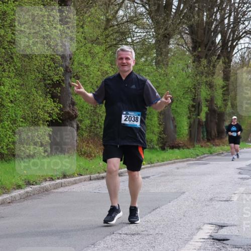 12.04.2026 - 45. Internationalen Wilhelmsburger Insellauf Yannick Fuchs http://msf.ph/oto/9500493 12.04.2026 13:18:15 Laufen 2038 meine-sportfotos.de