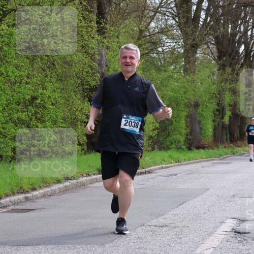12.04.2026 - 45. Internationalen Wilhelmsburger Insellauf Yannick Fuchs http://msf.ph/oto/9500502 12.04.2026 13:18:16 Laufen 2038 meine-sportfotos.de