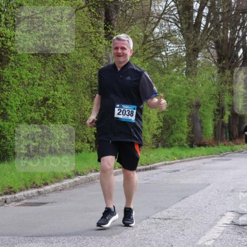 12.04.2026 - 45. Internationalen Wilhelmsburger Insellauf Yannick Fuchs http://msf.ph/oto/9500504 12.04.2026 13:18:16 Laufen 2038 meine-sportfotos.de