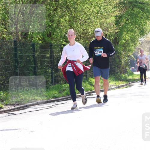 12.04.2026 - 45. Internationalen Wilhelmsburger Insellauf Yannick Fuchs http://msf.ph/oto/9500513 12.04.2026 11:11:26 Laufen 2310 meine-sportfotos.de