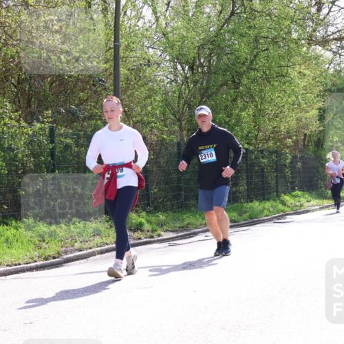 12.04.2026 - 45. Internationalen Wilhelmsburger Insellauf Yannick Fuchs http://msf.ph/oto/9500523 12.04.2026 11:11:29 Laufen 09, 2310, 3168 meine-sportfotos.de