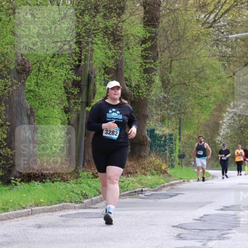 12.04.2026 - 45. Internationalen Wilhelmsburger Insellauf Yannick Fuchs http://msf.ph/oto/9500529 12.04.2026 13:18:19 Laufen 3282 meine-sportfotos.de
