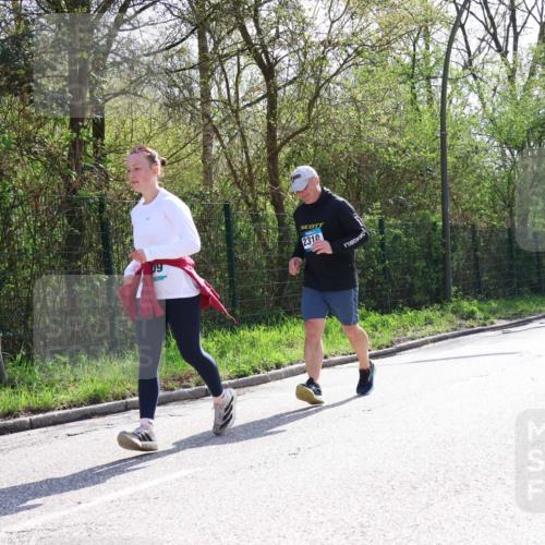12.04.2026 - 45. Internationalen Wilhelmsburger Insellauf Yannick Fuchs http://msf.ph/oto/9500536 12.04.2026 11:11:31 Laufen 09, 2310, 77, 8 meine-sportfotos.de