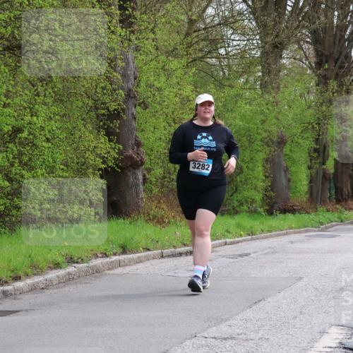 12.04.2026 - 45. Internationalen Wilhelmsburger Insellauf Yannick Fuchs http://msf.ph/oto/9500551 12.04.2026 13:18:25 Laufen 3282 meine-sportfotos.de