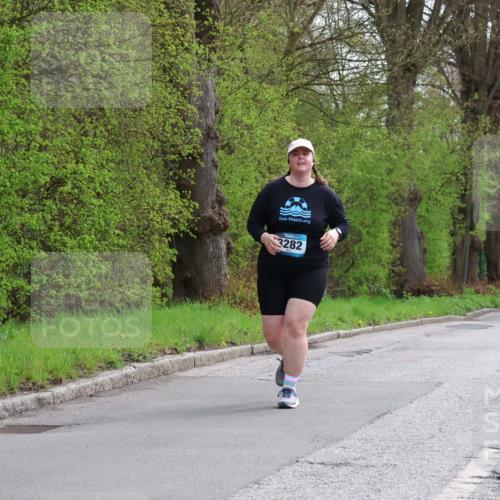 12.04.2026 - 45. Internationalen Wilhelmsburger Insellauf Yannick Fuchs http://msf.ph/oto/9500552 12.04.2026 13:18:25 Laufen 3282 meine-sportfotos.de