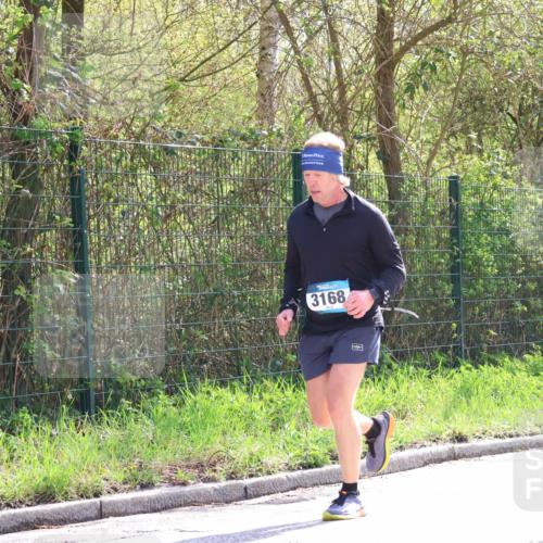12.04.2026 - 45. Internationalen Wilhelmsburger Insellauf Yannick Fuchs http://msf.ph/oto/9500578 12.04.2026 11:11:40 Laufen 3168 meine-sportfotos.de