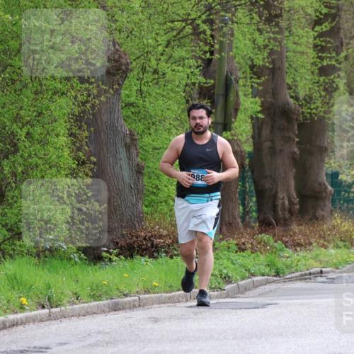 12.04.2026 - 45. Internationalen Wilhelmsburger Insellauf Yannick Fuchs http://msf.ph/oto/9500597 12.04.2026 13:18:43 Laufen 988, 4113, 5233 meine-sportfotos.de