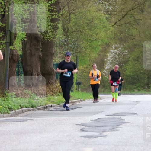 12.04.2026 - 45. Internationalen Wilhelmsburger Insellauf Yannick Fuchs http://msf.ph/oto/9500601 12.04.2026 13:18:44 Laufen 498, 4113, 5233, 3376 meine-sportfotos.de