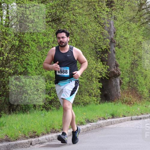 12.04.2026 - 45. Internationalen Wilhelmsburger Insellauf Yannick Fuchs http://msf.ph/oto/9500617 12.04.2026 13:18:50 Laufen 4988 meine-sportfotos.de