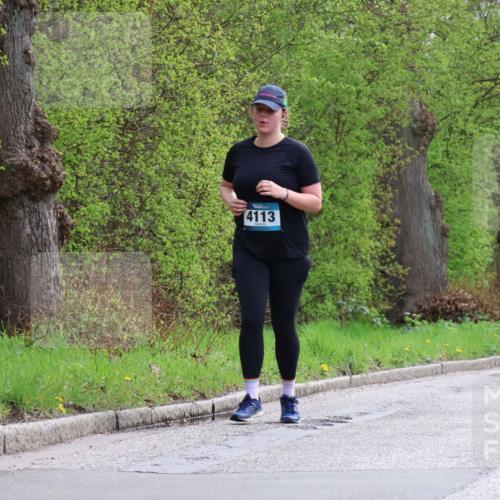 12.04.2026 - 45. Internationalen Wilhelmsburger Insellauf Yannick Fuchs http://msf.ph/oto/9500638 12.04.2026 13:18:56 Laufen 4113 meine-sportfotos.de