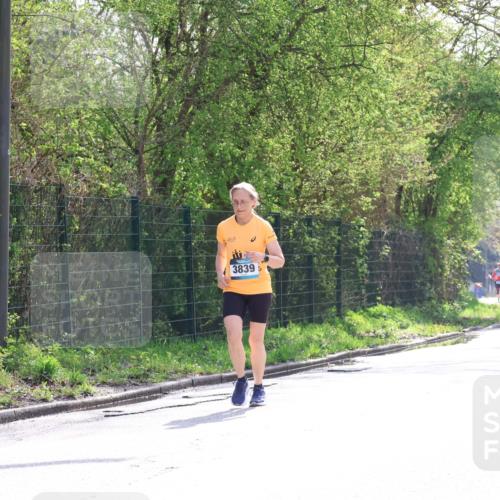 12.04.2026 - 45. Internationalen Wilhelmsburger Insellauf Yannick Fuchs http://msf.ph/oto/9500643 12.04.2026 11:12:05 Laufen 38395 meine-sportfotos.de