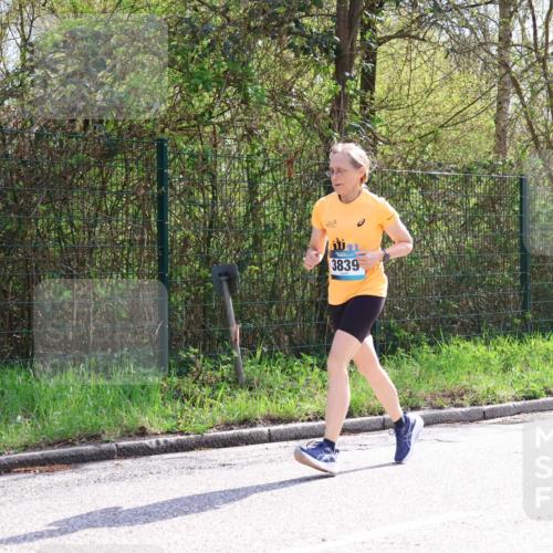 12.04.2026 - 45. Internationalen Wilhelmsburger Insellauf Yannick Fuchs http://msf.ph/oto/9500668 12.04.2026 11:12:09 Laufen 3839 meine-sportfotos.de