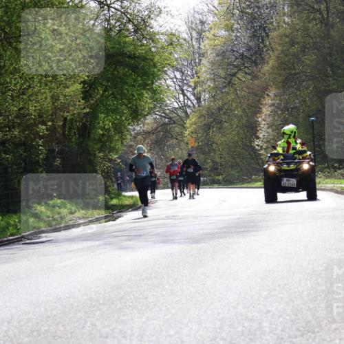 12.04.2026 - 45. Internationalen Wilhelmsburger Insellauf Yannick Fuchs http://msf.ph/oto/9500714 12.04.2026 11:12:22 Laufen 6148 meine-sportfotos.de