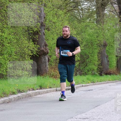 12.04.2026 - 45. Internationalen Wilhelmsburger Insellauf Yannick Fuchs http://msf.ph/oto/9500741 12.04.2026 13:19:23 Laufen 4983 meine-sportfotos.de