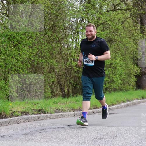 12.04.2026 - 45. Internationalen Wilhelmsburger Insellauf Yannick Fuchs http://msf.ph/oto/9500755 12.04.2026 13:19:25 Laufen 4989 meine-sportfotos.de