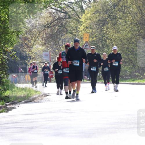 12.04.2026 - 45. Internationalen Wilhelmsburger Insellauf Yannick Fuchs http://msf.ph/oto/9500757 12.04.2026 11:12:29 Laufen 7, 9, 3058, 2697, 2140, 5831, 2297, 4589, 2698, 3253 meine-sportfotos.de