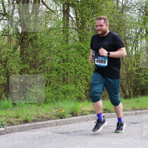 12.04.2026 - 45. Internationalen Wilhelmsburger Insellauf Yannick Fuchs http://msf.ph/oto/9500762 12.04.2026 13:19:26 Laufen 4989 meine-sportfotos.de