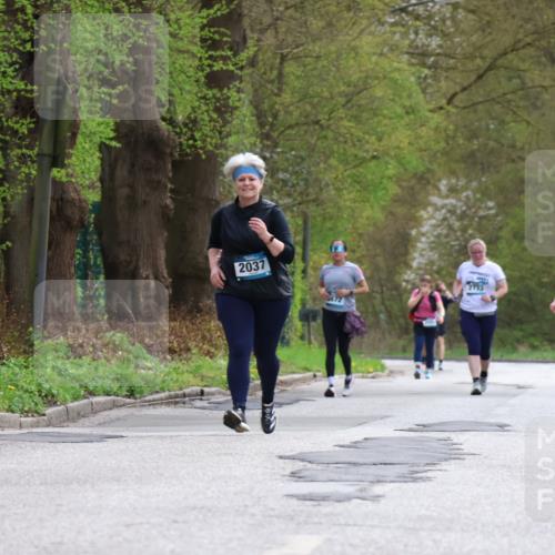 12.04.2026 - 45. Internationalen Wilhelmsburger Insellauf Yannick Fuchs http://msf.ph/oto/9500866 12.04.2026 13:20:27 Laufen 2037 meine-sportfotos.de