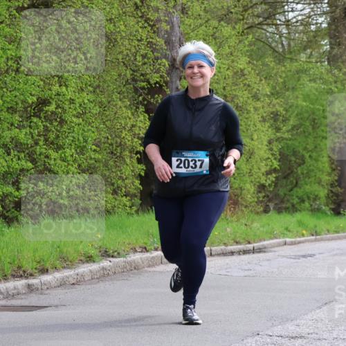12.04.2026 - 45. Internationalen Wilhelmsburger Insellauf Yannick Fuchs http://msf.ph/oto/9500870 12.04.2026 13:20:36 Laufen 2037 meine-sportfotos.de