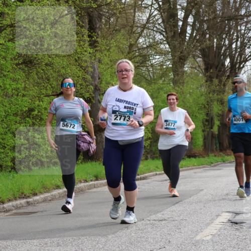 12.04.2026 - 45. Internationalen Wilhelmsburger Insellauf Yannick Fuchs http://msf.ph/oto/9500911 12.04.2026 13:20:50 Laufen 5672, 2773, 4001, 3477 meine-sportfotos.de