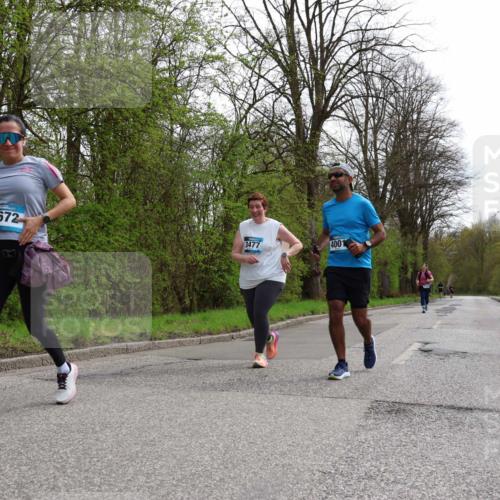 12.04.2026 - 45. Internationalen Wilhelmsburger Insellauf Yannick Fuchs http://msf.ph/oto/9500931 12.04.2026 13:20:54 Laufen 5672, 3477, 4001 meine-sportfotos.de