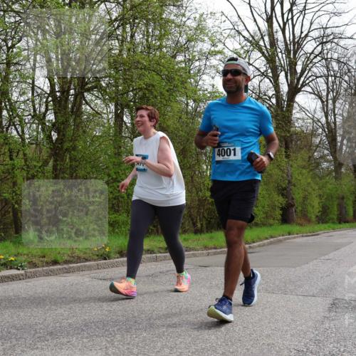 12.04.2026 - 45. Internationalen Wilhelmsburger Insellauf Yannick Fuchs http://msf.ph/oto/9500945 12.04.2026 13:20:55 Laufen 4001 meine-sportfotos.de