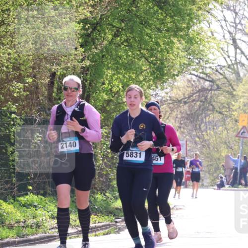 12.04.2026 - 45. Internationalen Wilhelmsburger Insellauf Yannick Fuchs http://msf.ph/oto/9500946 12.04.2026 11:13:00 Laufen 2140, 5831, 451 meine-sportfotos.de