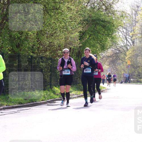12.04.2026 - 45. Internationalen Wilhelmsburger Insellauf Yannick Fuchs http://msf.ph/oto/9500953 12.04.2026 11:13:00 Laufen 066, 5831, 2140, 451 meine-sportfotos.de