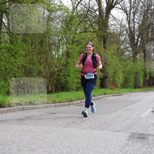 12.04.2026 - 45. Internationalen Wilhelmsburger Insellauf Yannick Fuchs http://msf.ph/oto/9500966 12.04.2026 13:20:59 Laufen 3559 meine-sportfotos.de