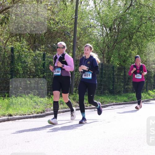 12.04.2026 - 45. Internationalen Wilhelmsburger Insellauf Yannick Fuchs http://msf.ph/oto/9500985 12.04.2026 11:13:04 Laufen 2140, 5831, 3451 meine-sportfotos.de