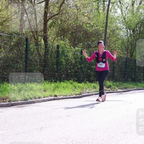 12.04.2026 - 45. Internationalen Wilhelmsburger Insellauf Yannick Fuchs http://msf.ph/oto/9501007 12.04.2026 11:13:06 Laufen 5831, 3451 meine-sportfotos.de
