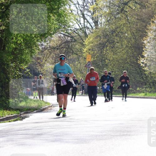 12.04.2026 - 45. Internationalen Wilhelmsburger Insellauf Yannick Fuchs http://msf.ph/oto/9501109 12.04.2026 11:13:27 Laufen 311, 2230 meine-sportfotos.de