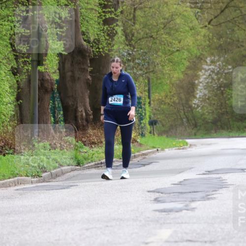12.04.2026 - 45. Internationalen Wilhelmsburger Insellauf Yannick Fuchs http://msf.ph/oto/9501122 12.04.2026 13:24:45 Laufen 2426 meine-sportfotos.de