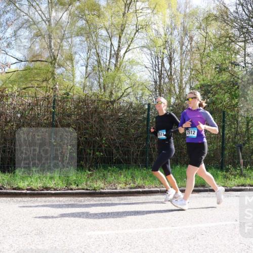 12.04.2026 - 45. Internationalen Wilhelmsburger Insellauf Yannick Fuchs http://msf.ph/oto/9501136 12.04.2026 11:13:32 Laufen 2511, 2512 meine-sportfotos.de