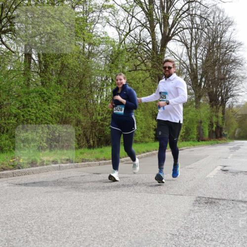 12.04.2026 - 45. Internationalen Wilhelmsburger Insellauf Yannick Fuchs http://msf.ph/oto/9501146 12.04.2026 13:24:58 Laufen 2426, 2425 meine-sportfotos.de
