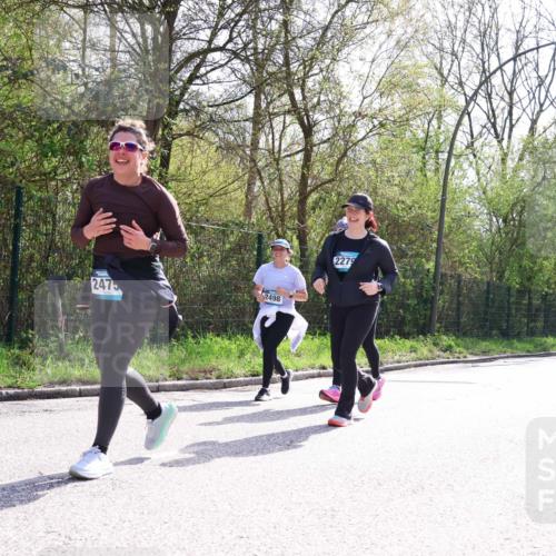 12.04.2026 - 45. Internationalen Wilhelmsburger Insellauf Yannick Fuchs http://msf.ph/oto/9501224 12.04.2026 11:13:57 Laufen 2475, 2498, 2279 meine-sportfotos.de