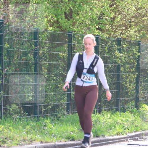 12.04.2026 - 45. Internationalen Wilhelmsburger Insellauf Yannick Fuchs http://msf.ph/oto/9501237 12.04.2026 11:14:03 Laufen 2342 meine-sportfotos.de