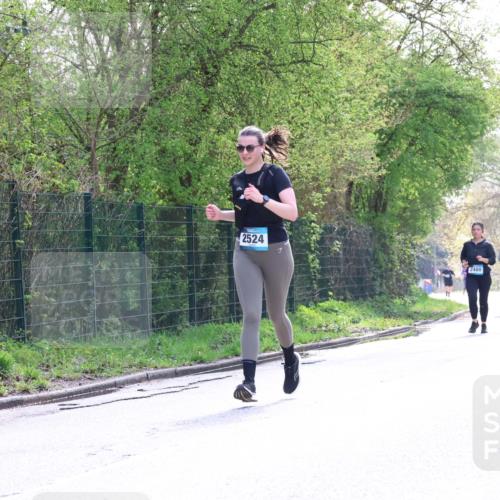 12.04.2026 - 45. Internationalen Wilhelmsburger Insellauf Yannick Fuchs http://msf.ph/oto/9501261 12.04.2026 11:15:10 Laufen 2524, 2480 meine-sportfotos.de