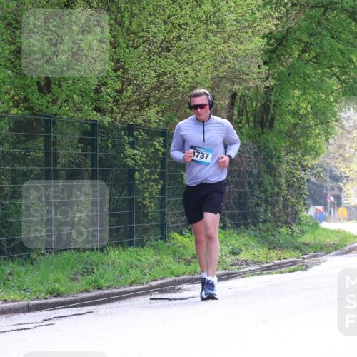 12.04.2026 - 45. Internationalen Wilhelmsburger Insellauf Yannick Fuchs http://msf.ph/oto/9501292 12.04.2026 11:15:21 Laufen 1737 meine-sportfotos.de